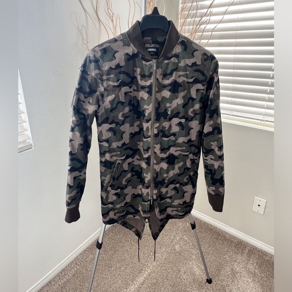 Zanerobe Camo Long Swallow -Tail Bomber Jacket Mens (Small)
